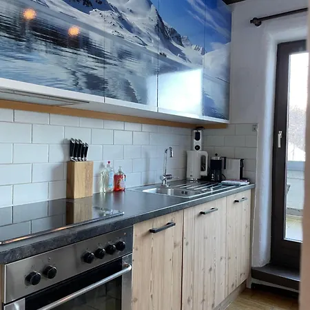 Ivy, Mountain View *