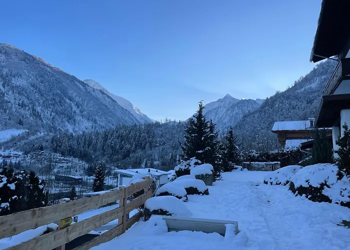 Ivy, Mountain View Капрун